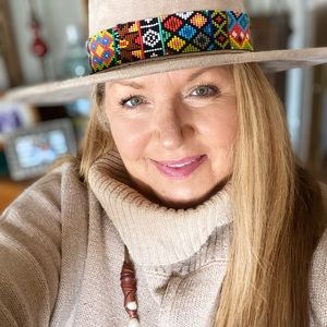 Meet your Posher, Joann